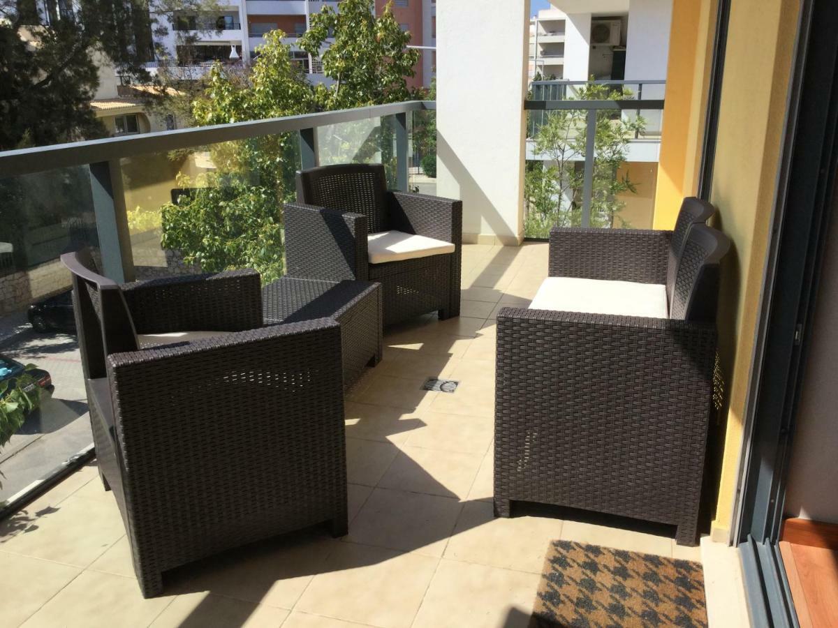 The Cosy Vilarosa Near The Beach Portimão Exterior photo